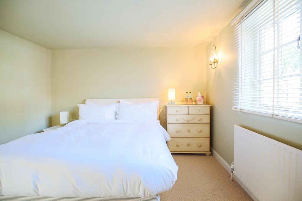 Fantinos Bed & Breakfast เทิร์สก์ ภายนอก รูปภาพ