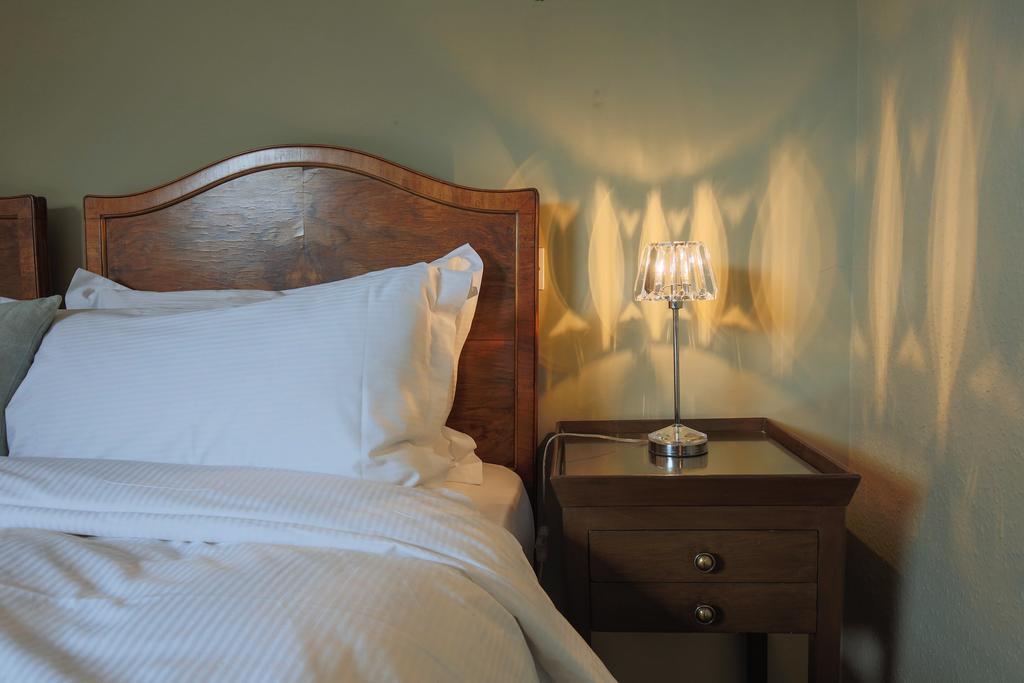 Fantinos Bed & Breakfast เทิร์สก์ ภายนอก รูปภาพ