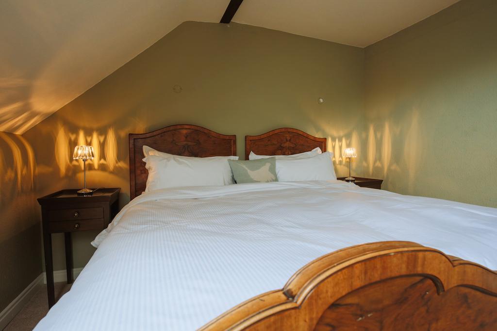 Fantinos Bed & Breakfast เทิร์สก์ ภายนอก รูปภาพ