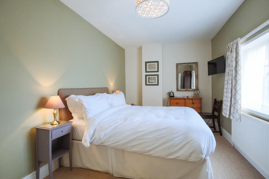 Fantinos Bed & Breakfast เทิร์สก์ ภายนอก รูปภาพ