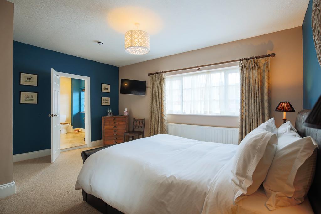 Fantinos Bed & Breakfast เทิร์สก์ ภายนอก รูปภาพ